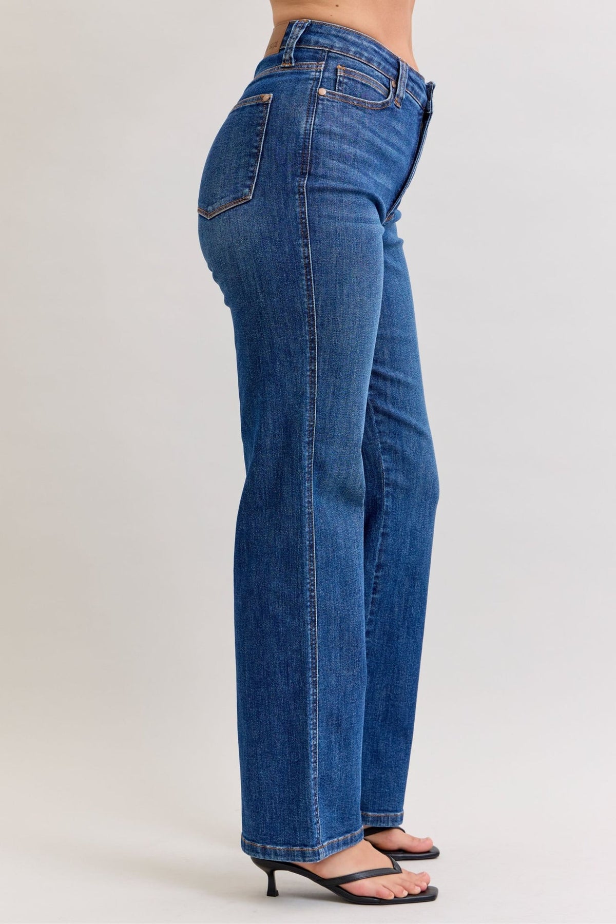 JUDY BLUE MR Straight Tummy Control Classic — DK