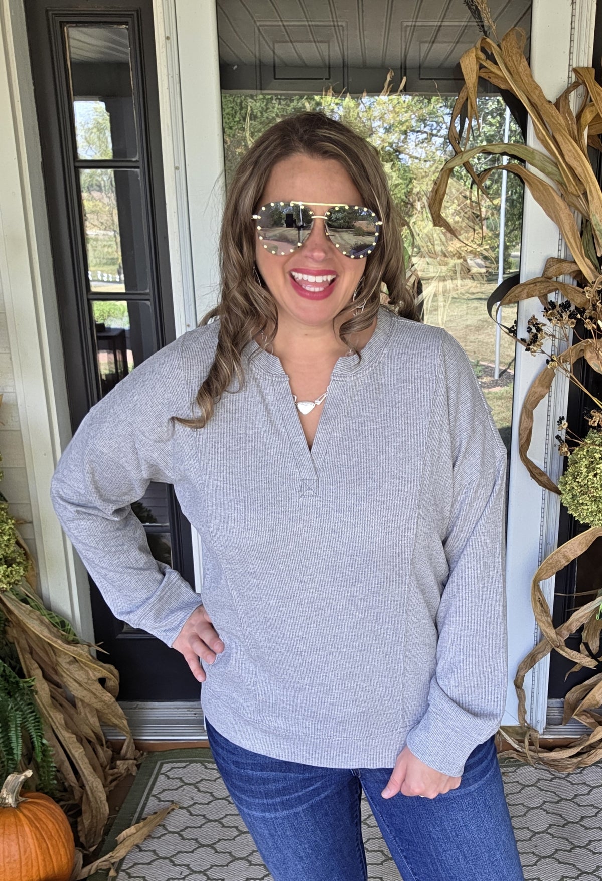 HEATHER GREY KNIT V NECK TOP