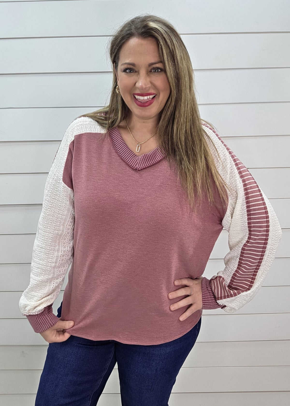 MAUVE FRENCH TERRY LACE/STRIPED CONTRAST SLEEVE TOP