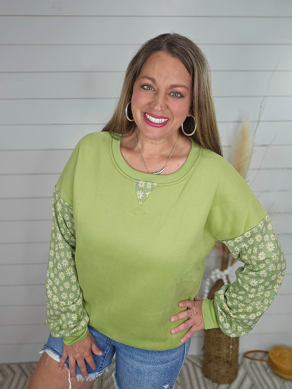 GREEN/FLORAL CONTRAST PULLOVER INNER BRUSHED TOP