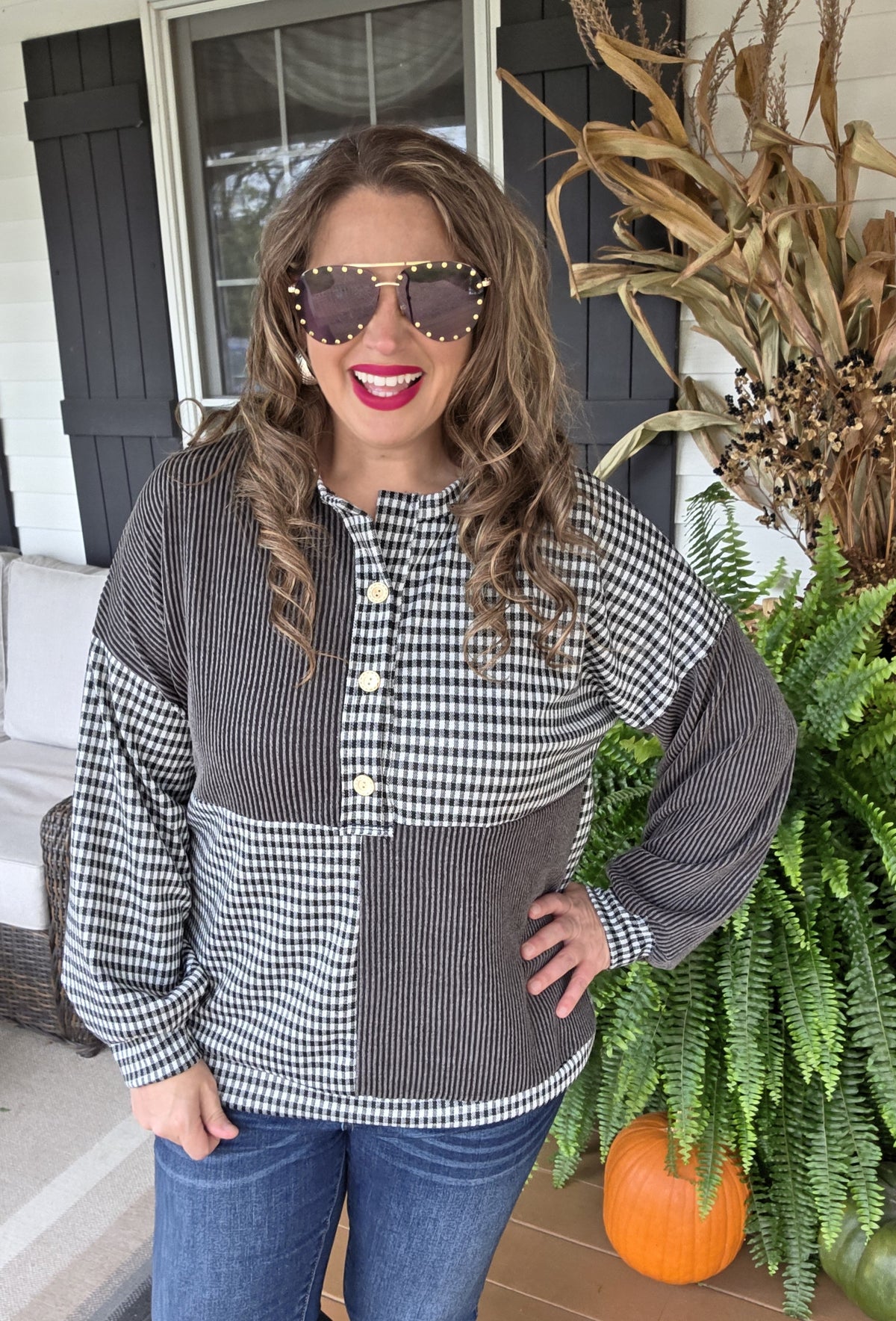 BLACK RASIED RIBBED/BLACK CHECK CONTRAST KNIT HENLEY TOP