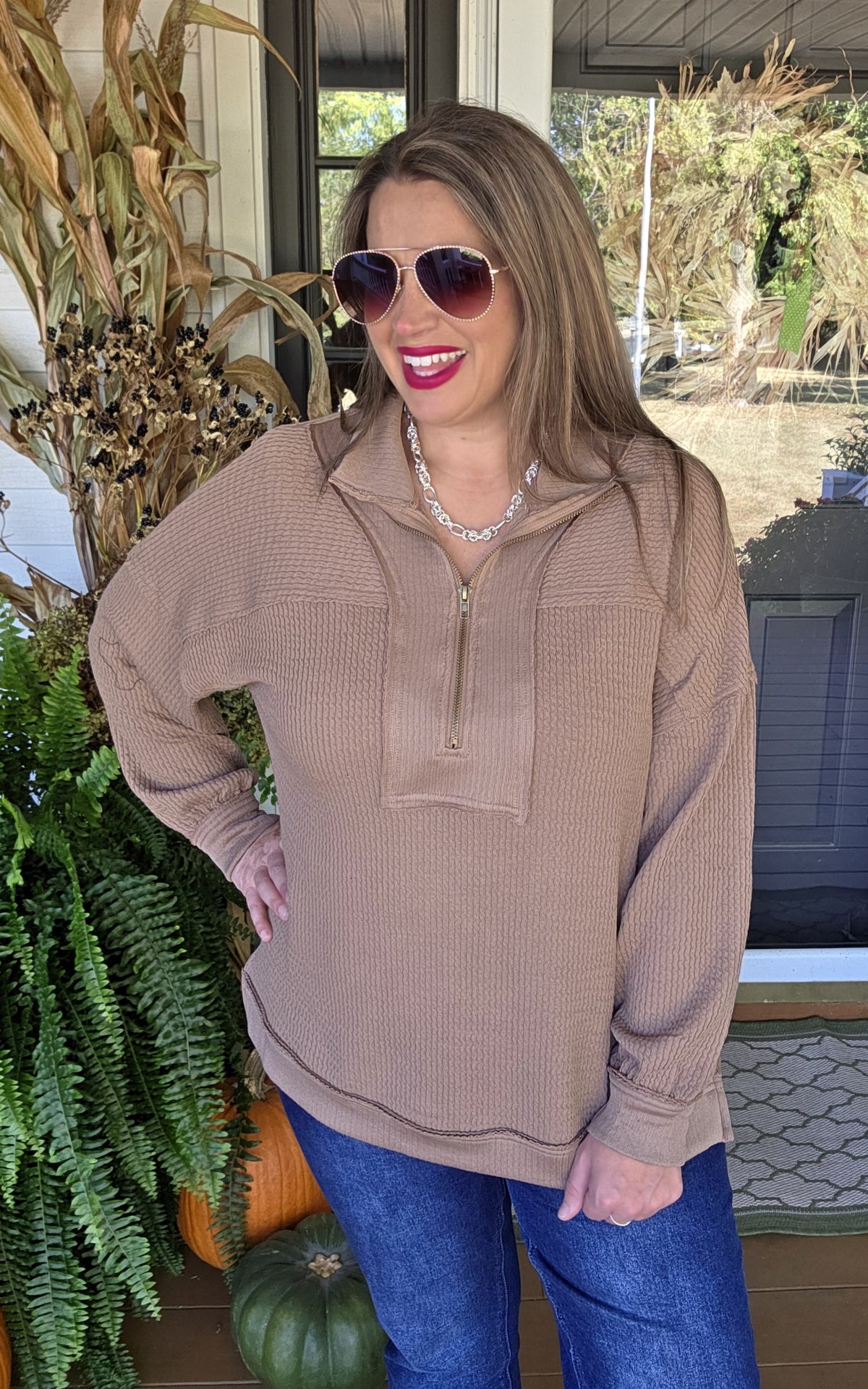 MOCHA TEXTURED QUARTER ZIP PULLOVER