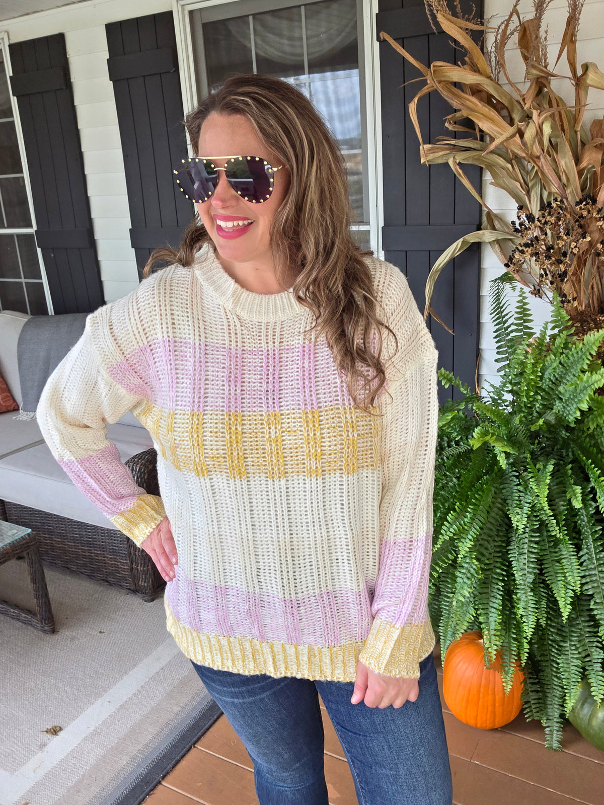 CREAM/LAVENDER/YELLOW COLORBLOCK KNIT CREW NECK SWEATER