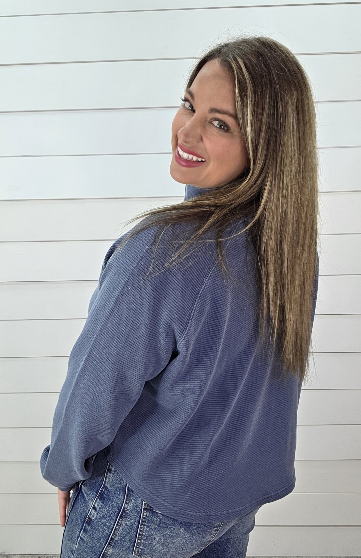 DENIM HORTIZONTAL SNAP BUTTON KNIT TOP