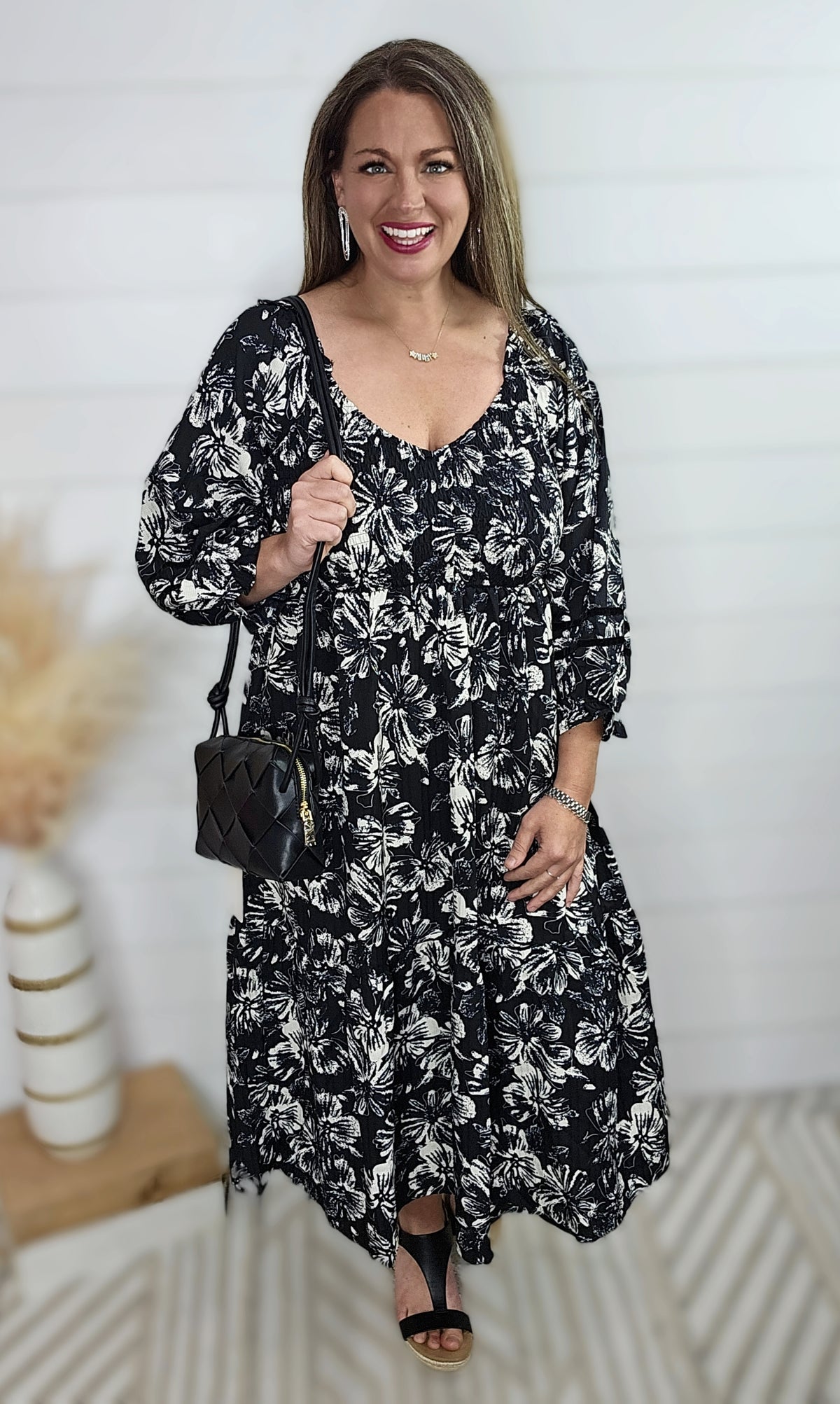 BLACK FLORAL SMOCKED TOP MIDI DRESS