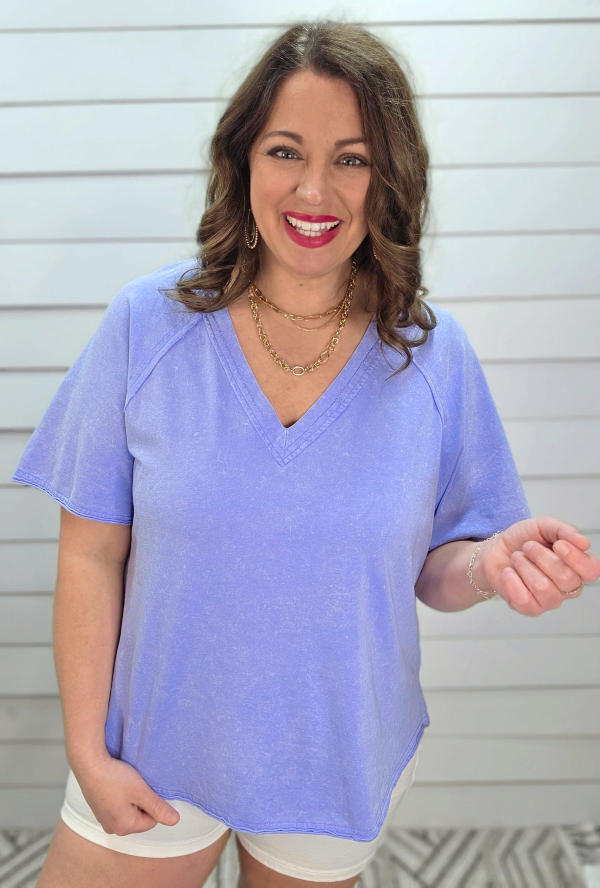 BLUE MINERAL WASH COTTON V NECK BOYFRIEND TOP