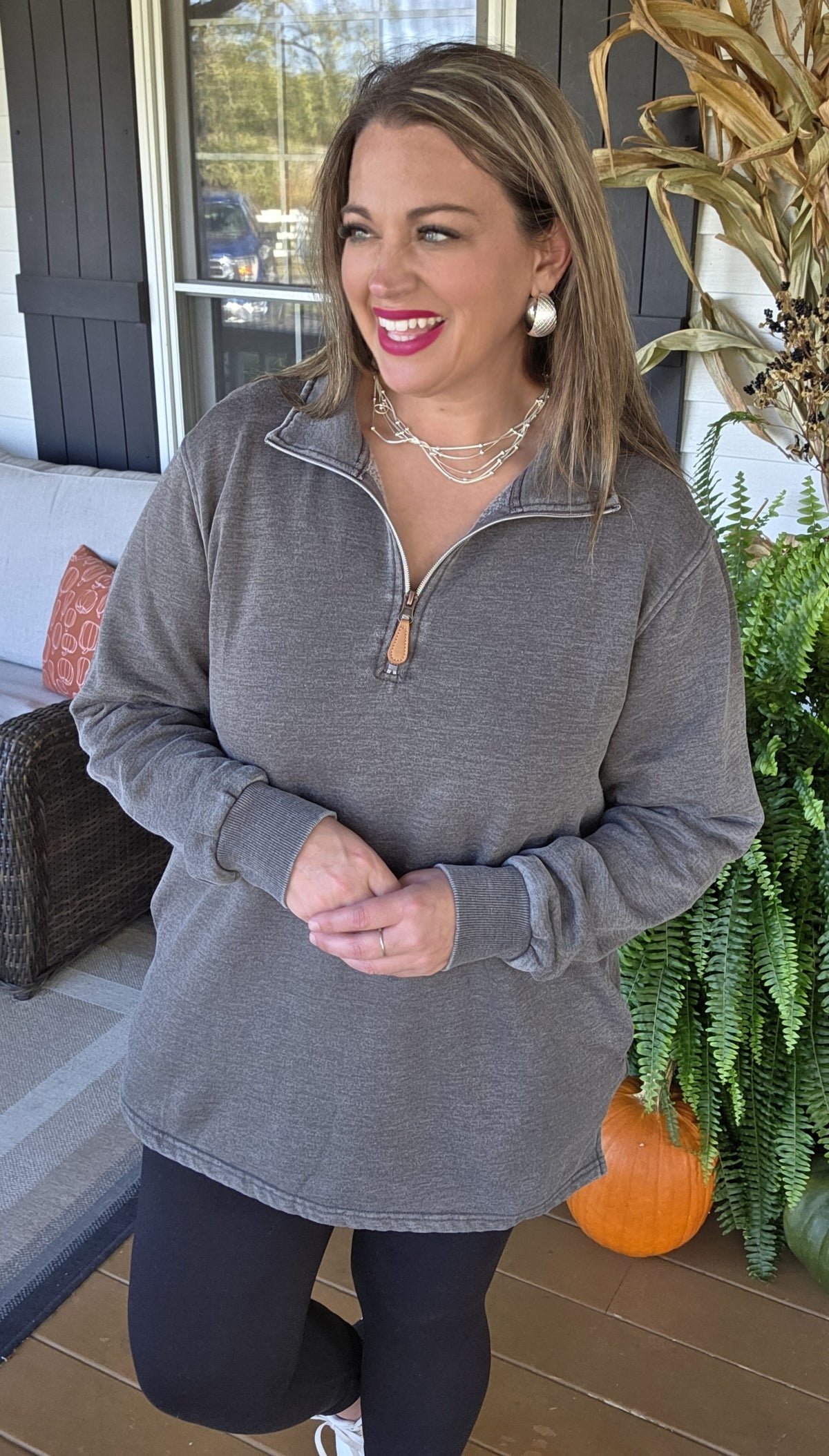 CHARCOAL MINERAL WASH QUARTER ZIP PULLOVER W/ POCKETS