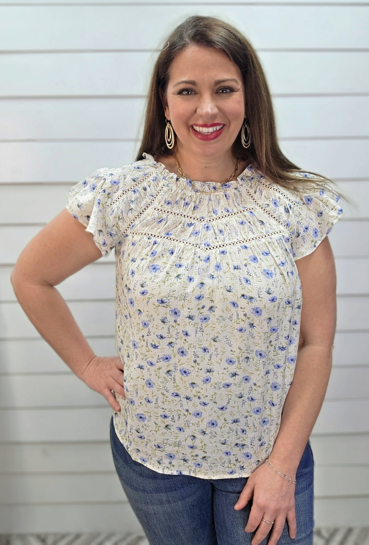 BLUE FLORAL LINE LACE WOVEN TOP