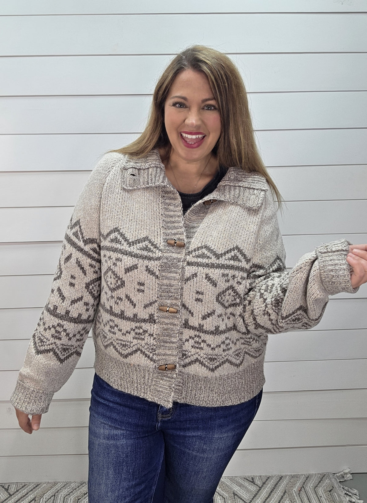 LIGHT TAUPE PRINTED BUTTON CARDIGAN/SWEATER WITH LAY DOWN COLLAR
