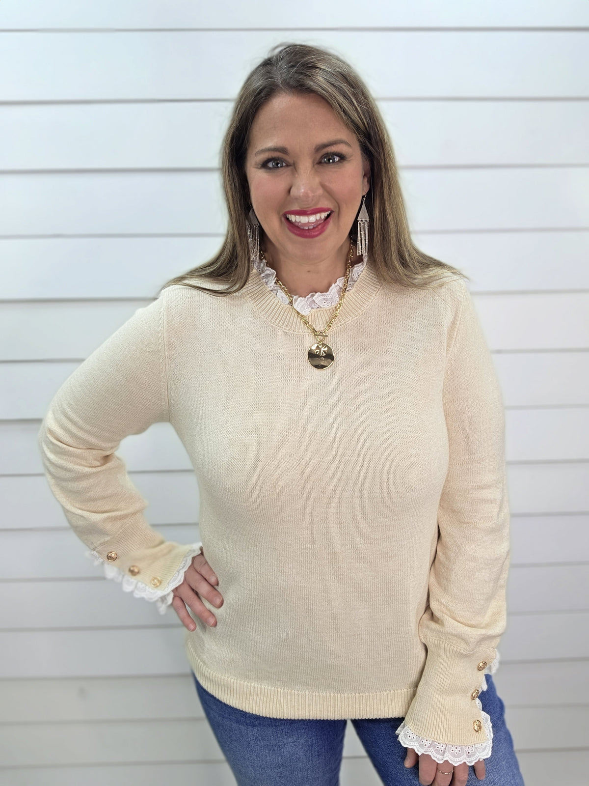 CREAM LACE TRIM SOFT PULLOVER SWEATER