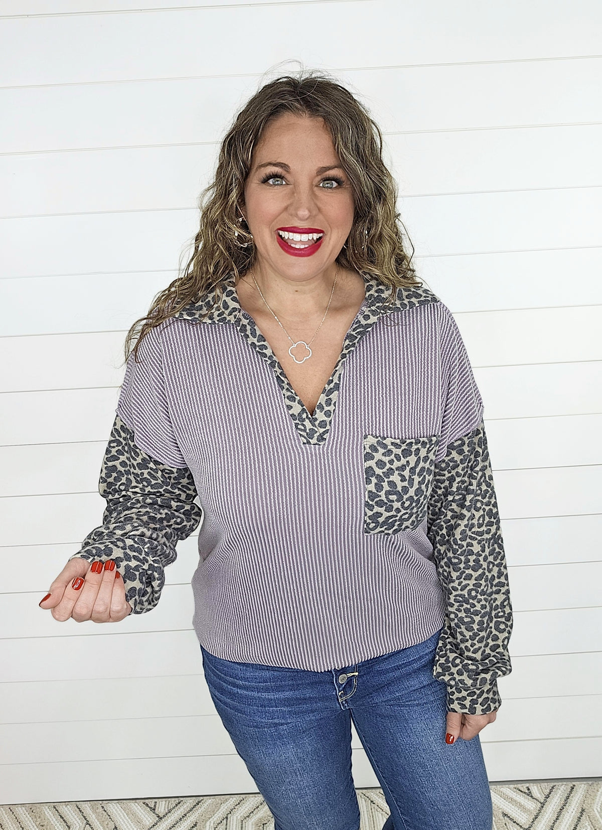 LAVENDER RAISED RIBBED/ANIMAL PRINT TOP