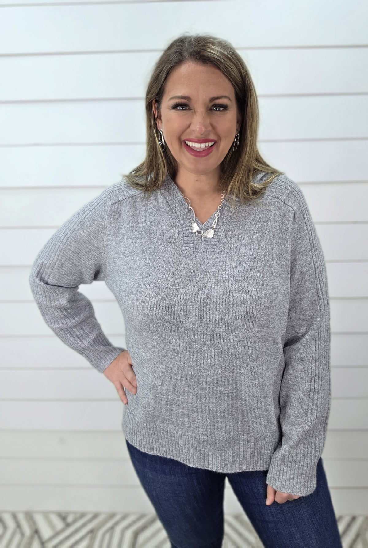 GREY KNIT HOODED LIGHT WEIGHT SWEATER