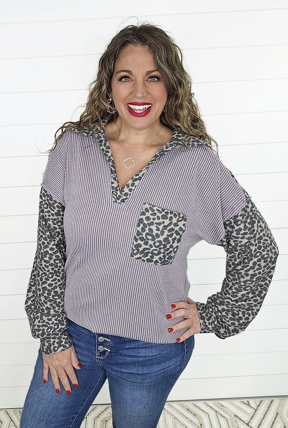 LAVENDER RAISED RIBBED/ANIMAL PRINT TOP