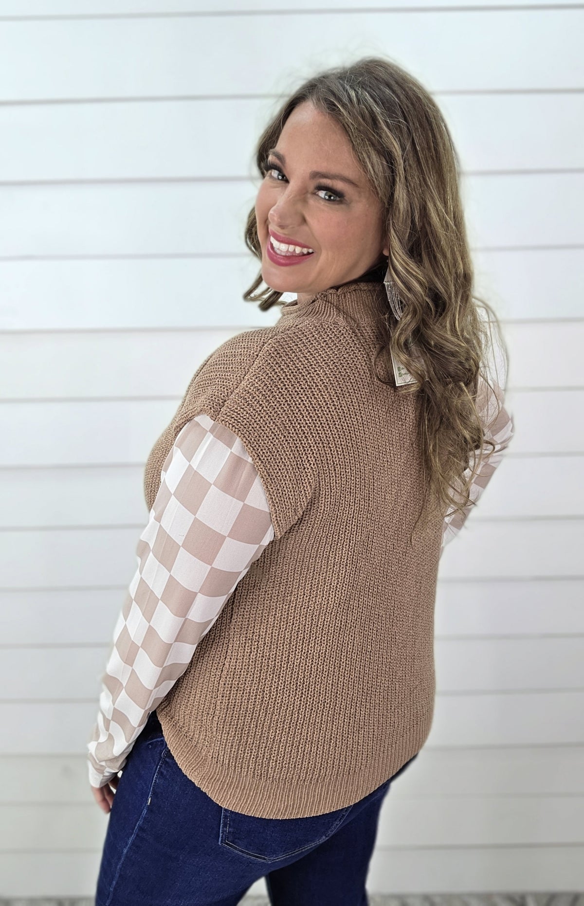 MOCHA KNIT CREW NECK VEST