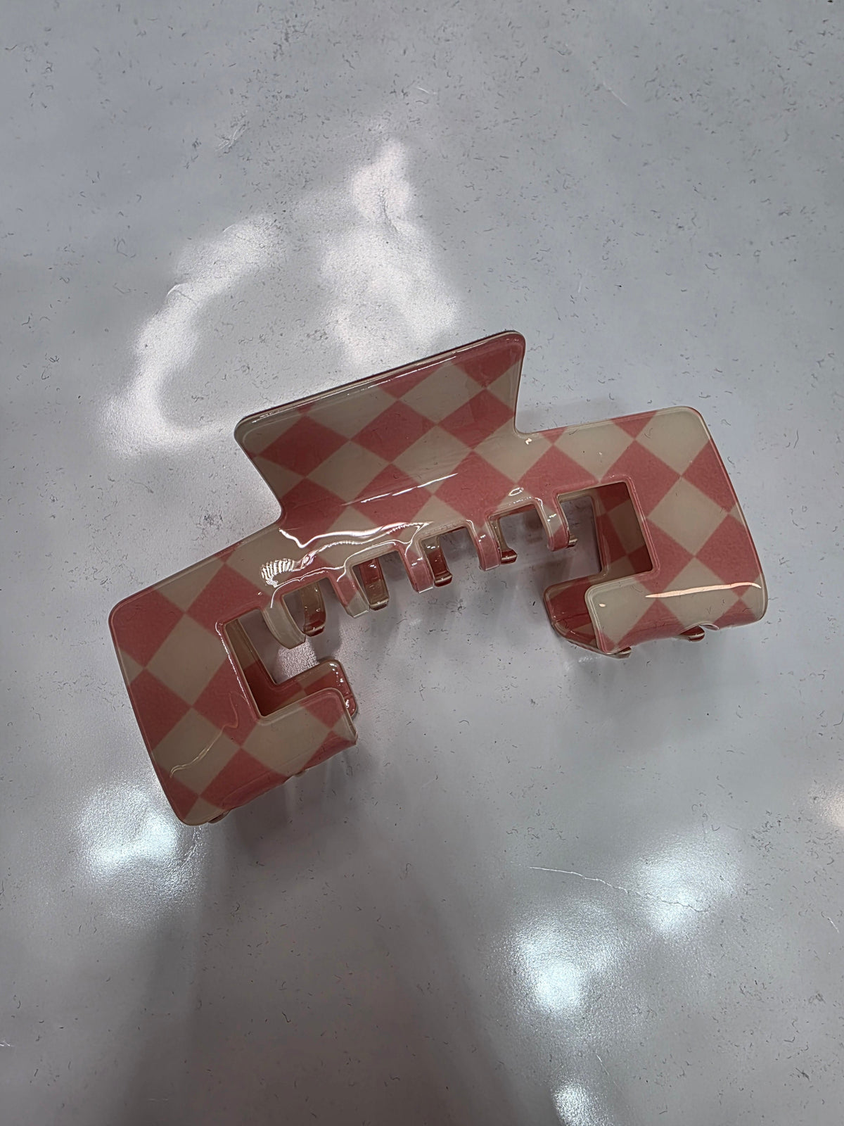 PINK LARGE CHECKERED HAT CLIP