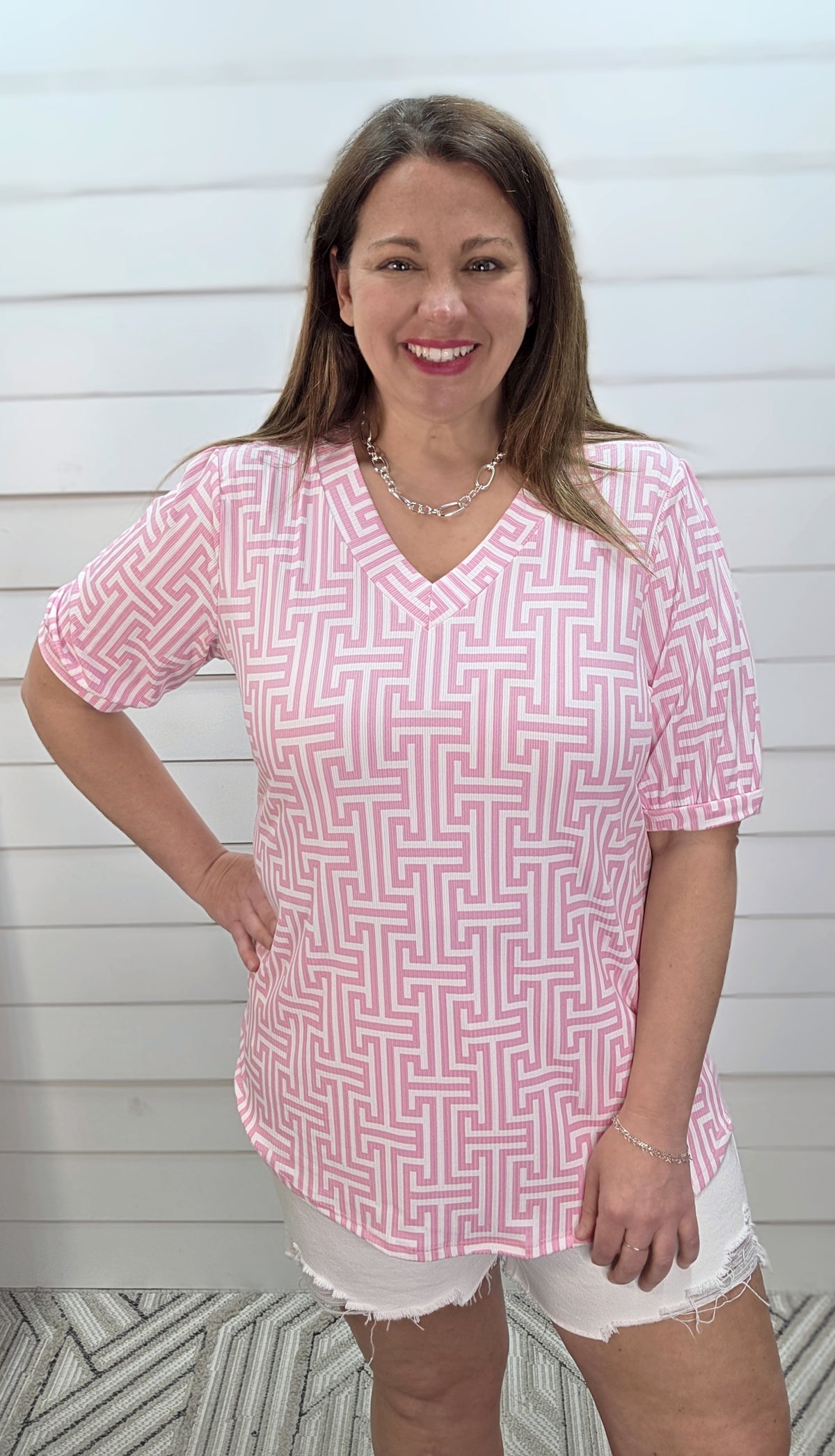 PINK/WHITE GEO PRINT V NECK KNIT TOP
