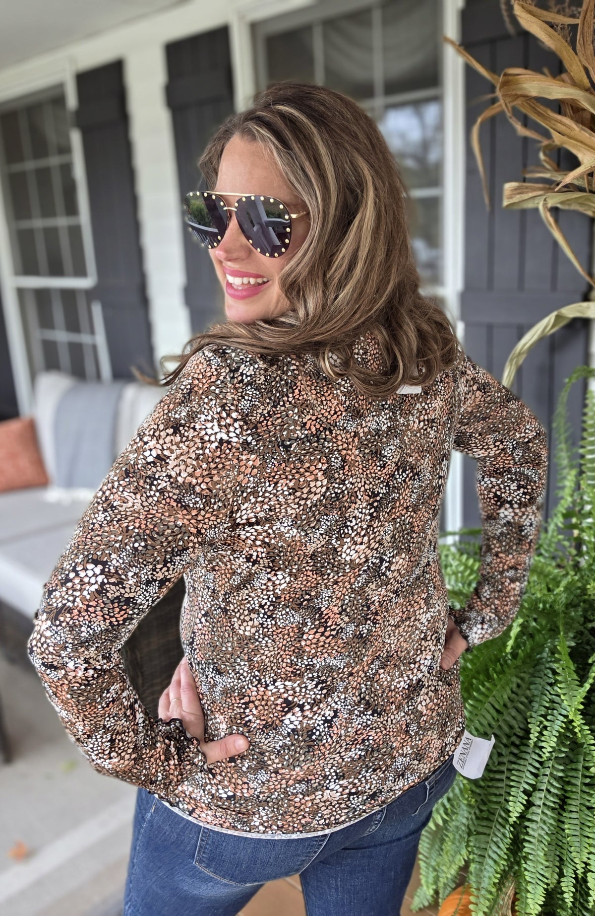 OLIVE/RUST/OLIVE PRINTED MOCK NECK FITTED TOP