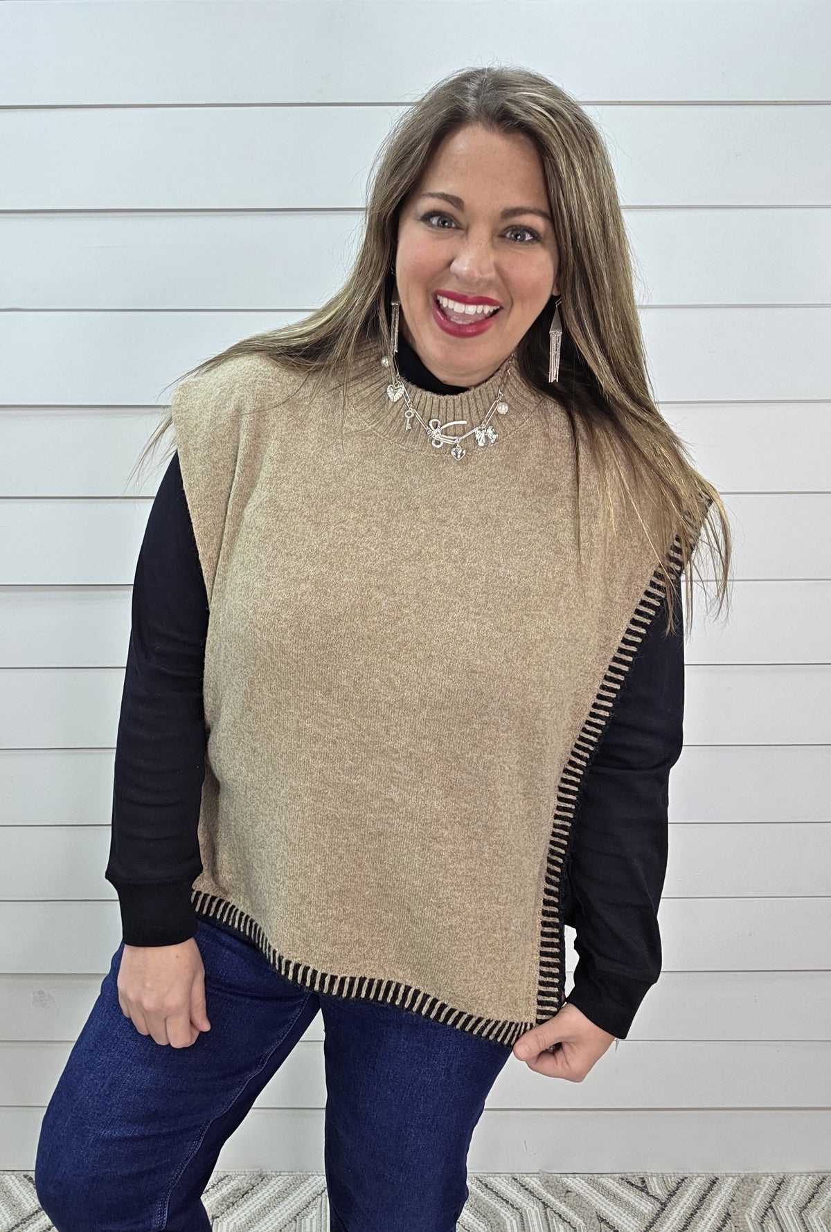 MOCHA/BLACK TIE SWEATER VEST