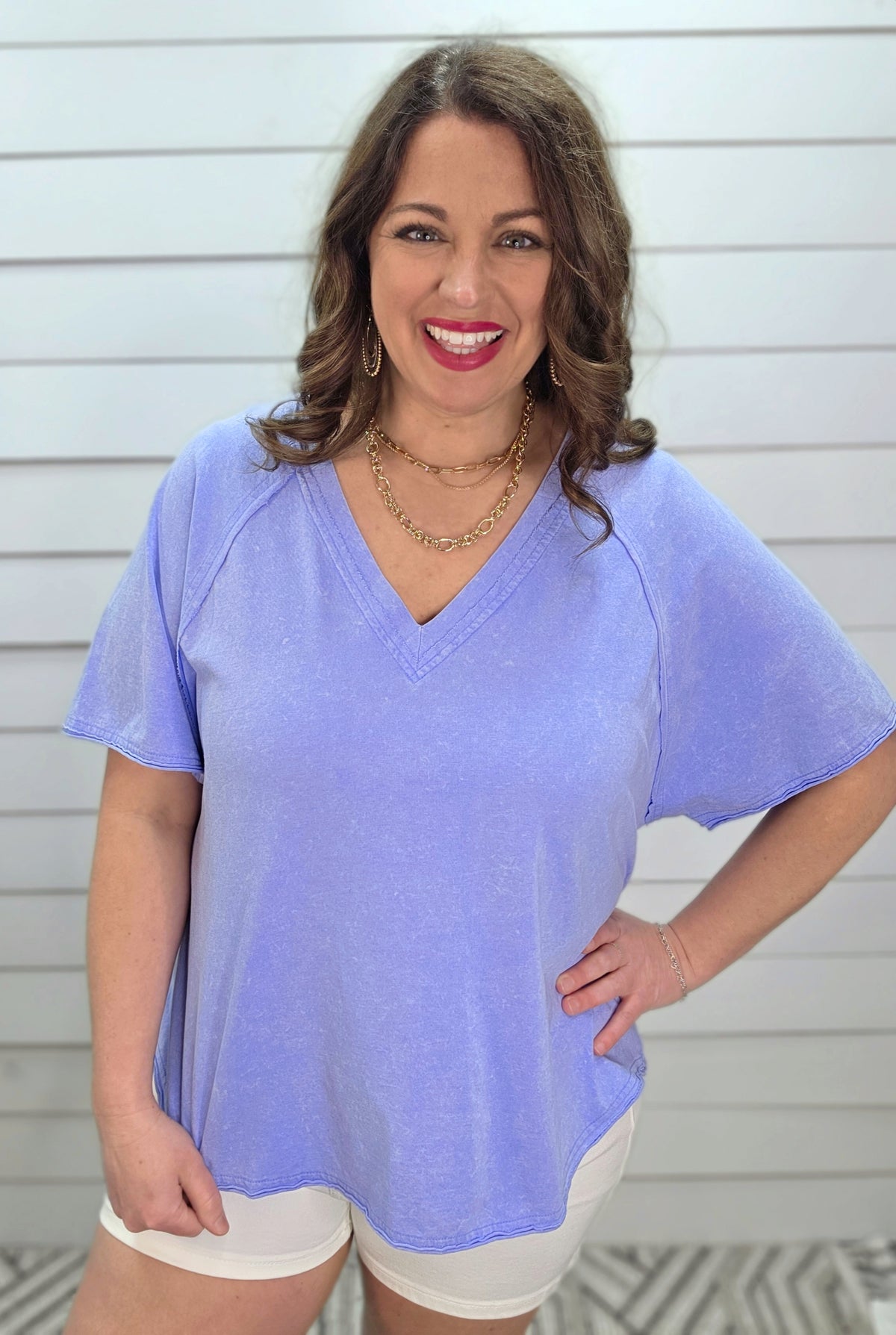 BLUE MINERAL WASH COTTON V NECK BOYFRIEND TOP