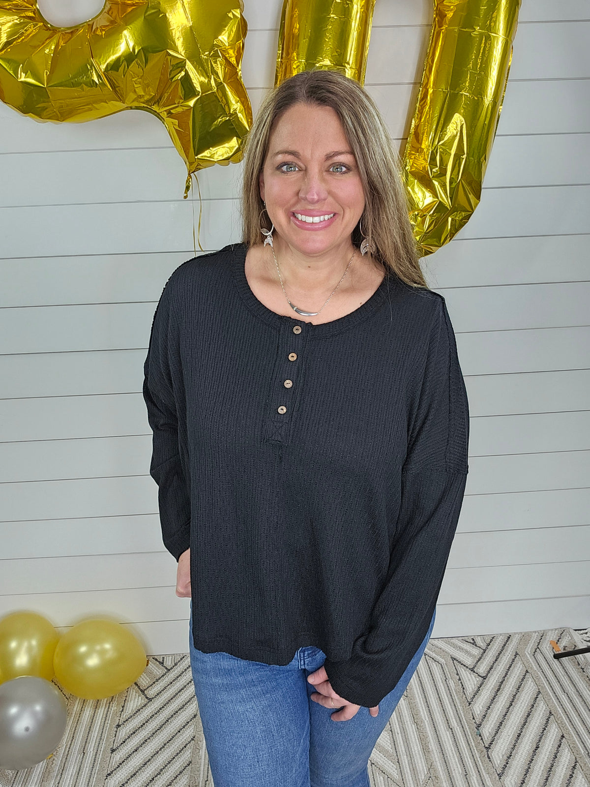 BLACK OVERSIZED HENLEY TOP