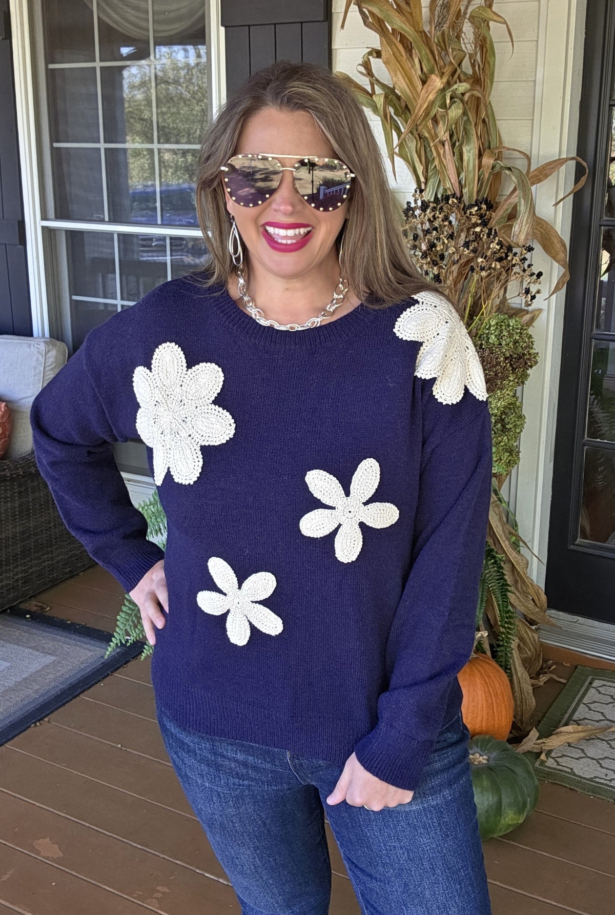 NAVY FLORAL EMBROIDERED KNIT SWEATER