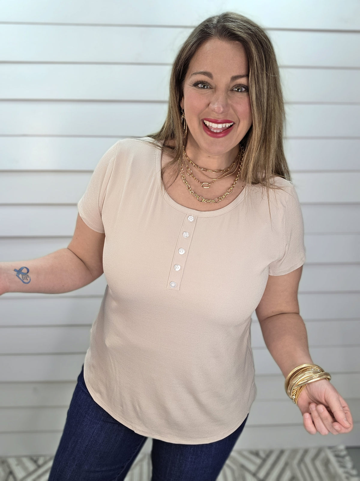 KHAKI RIBBED BUTTON KNIT TOP