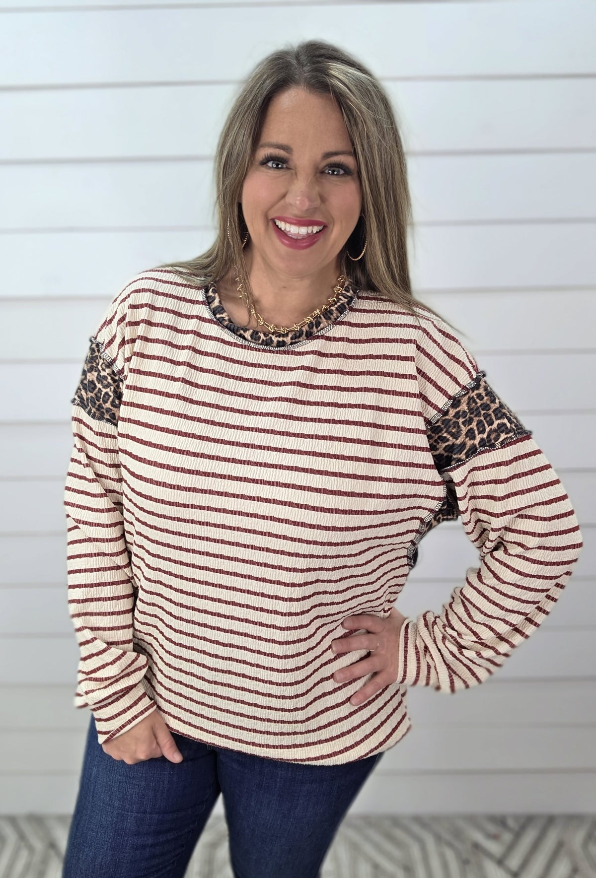 BURGUNDY STRIPED TEXTURE TOP W/ LEOPARD TRIM