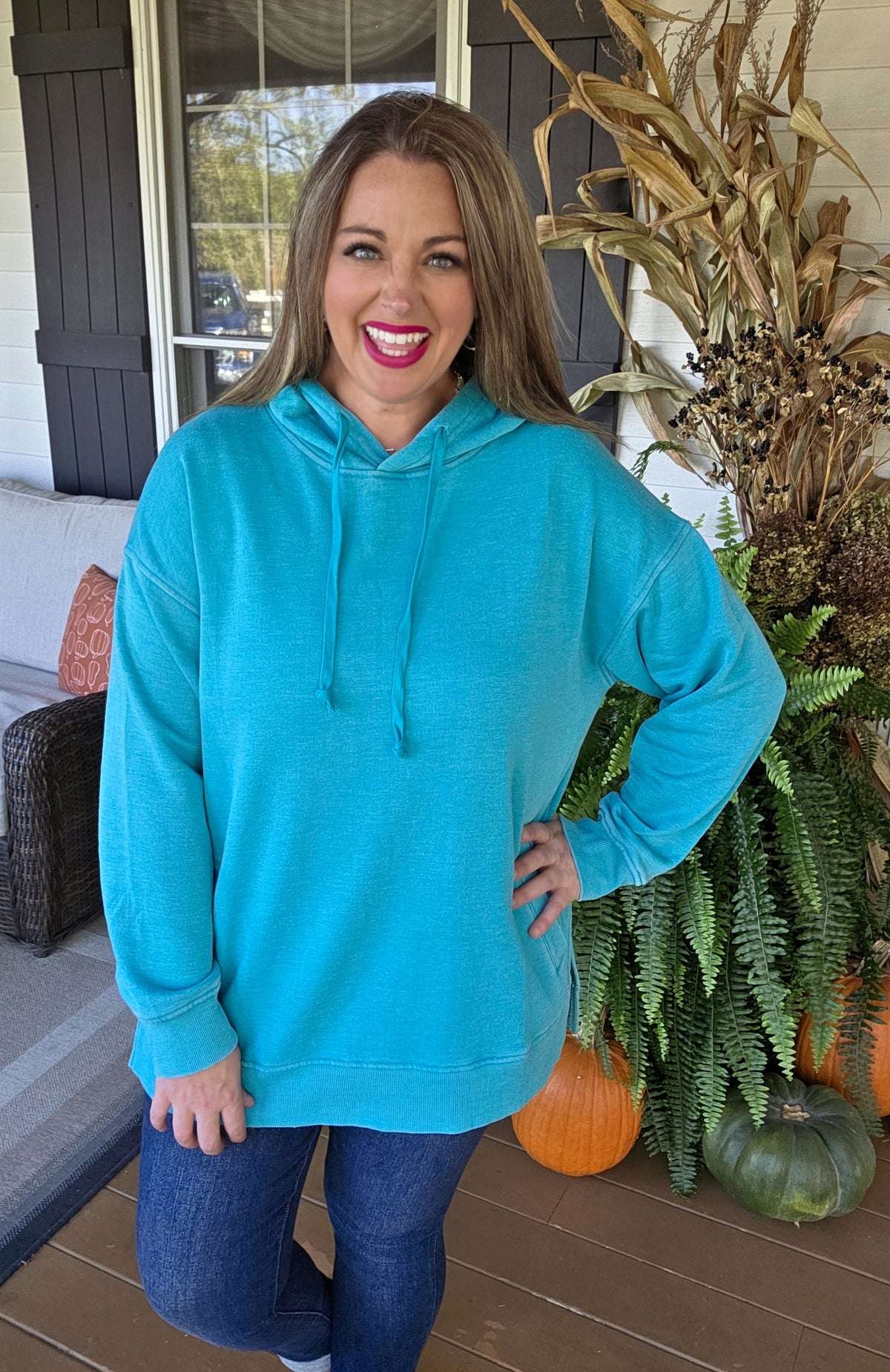 TEAL MINERAL WASH HOODED PULLOVER W/ POCKETS