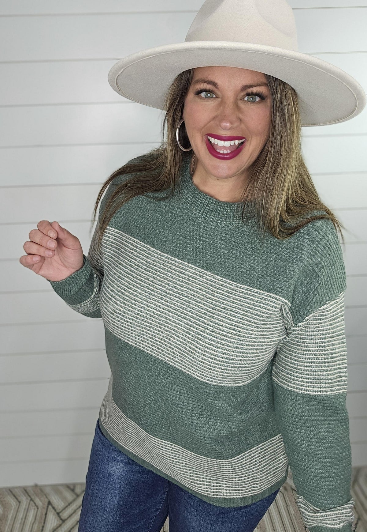 KALE SOFT RIBBED COLORBLOCK SWEATER