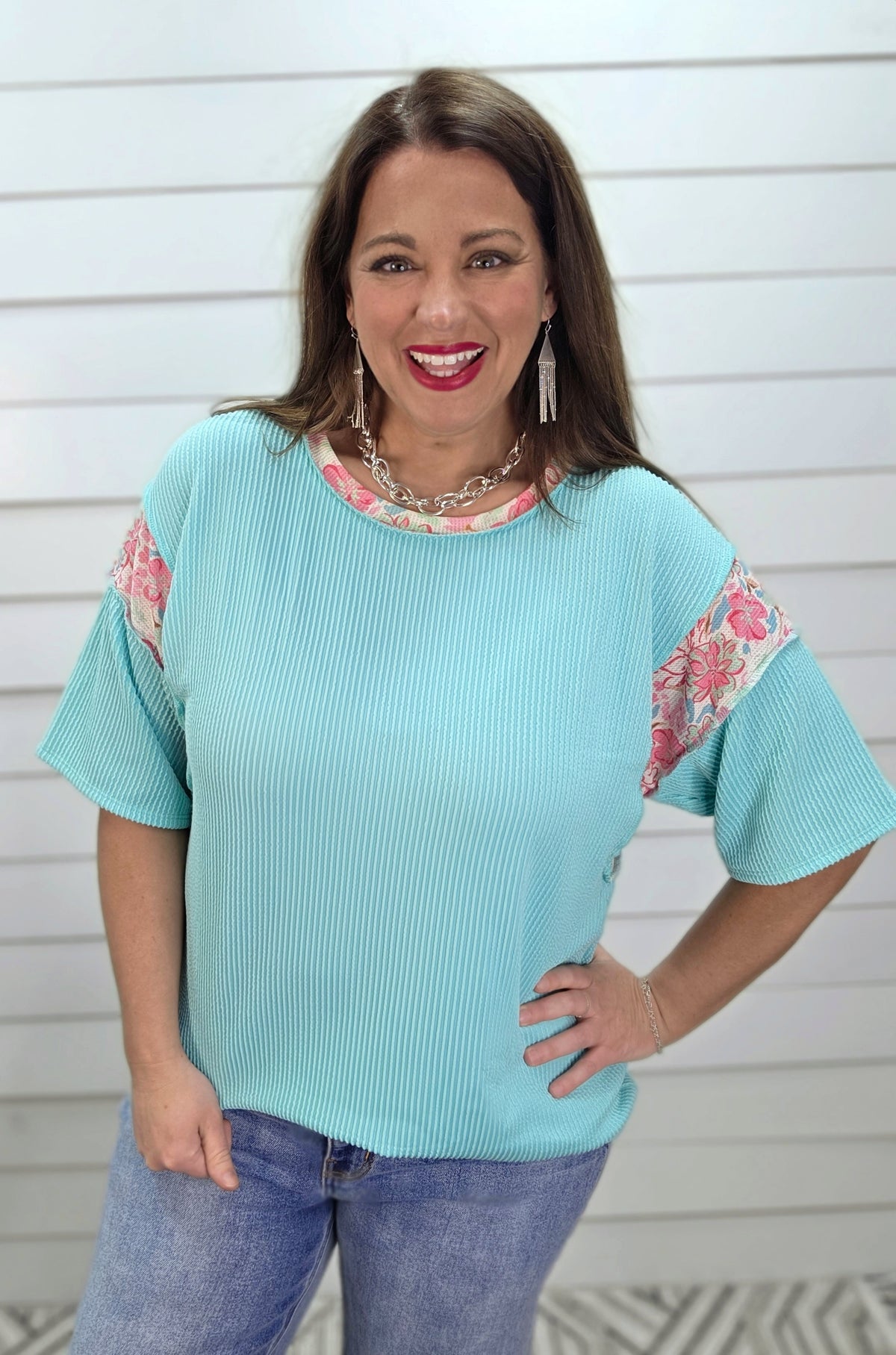 MINT RAISED RIBBED KNIT TOP W/ FLORAL ACCENTS