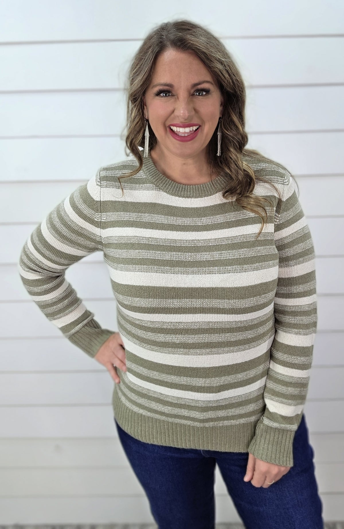 OLIVE STRIPED CREW NECK PULLOVER SWEATER