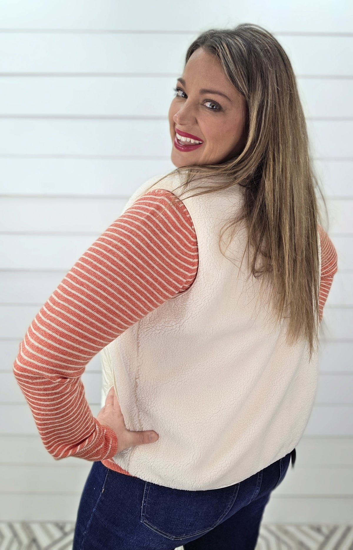 KAREN HART CREAM REVERSIABLE SHERPA/QUILTED VEST