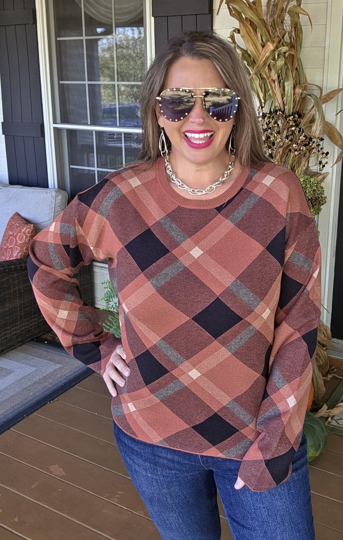 MARSALA CHECKER JACQUARD CREW NECK PULLOVER SWEATER
