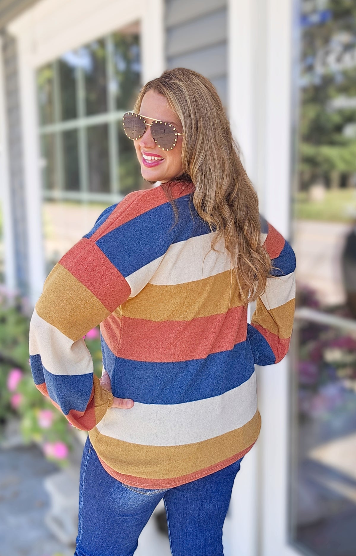 MULTI COLOR WIDE STRIPED BRUSHED KNIT CREW NECK