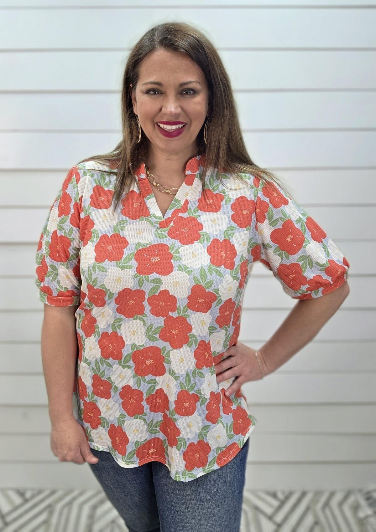 LIGHT BLUE/CORAL FLORAL MICRO WAFFLE TEXTURE V NECK KNIT TOP