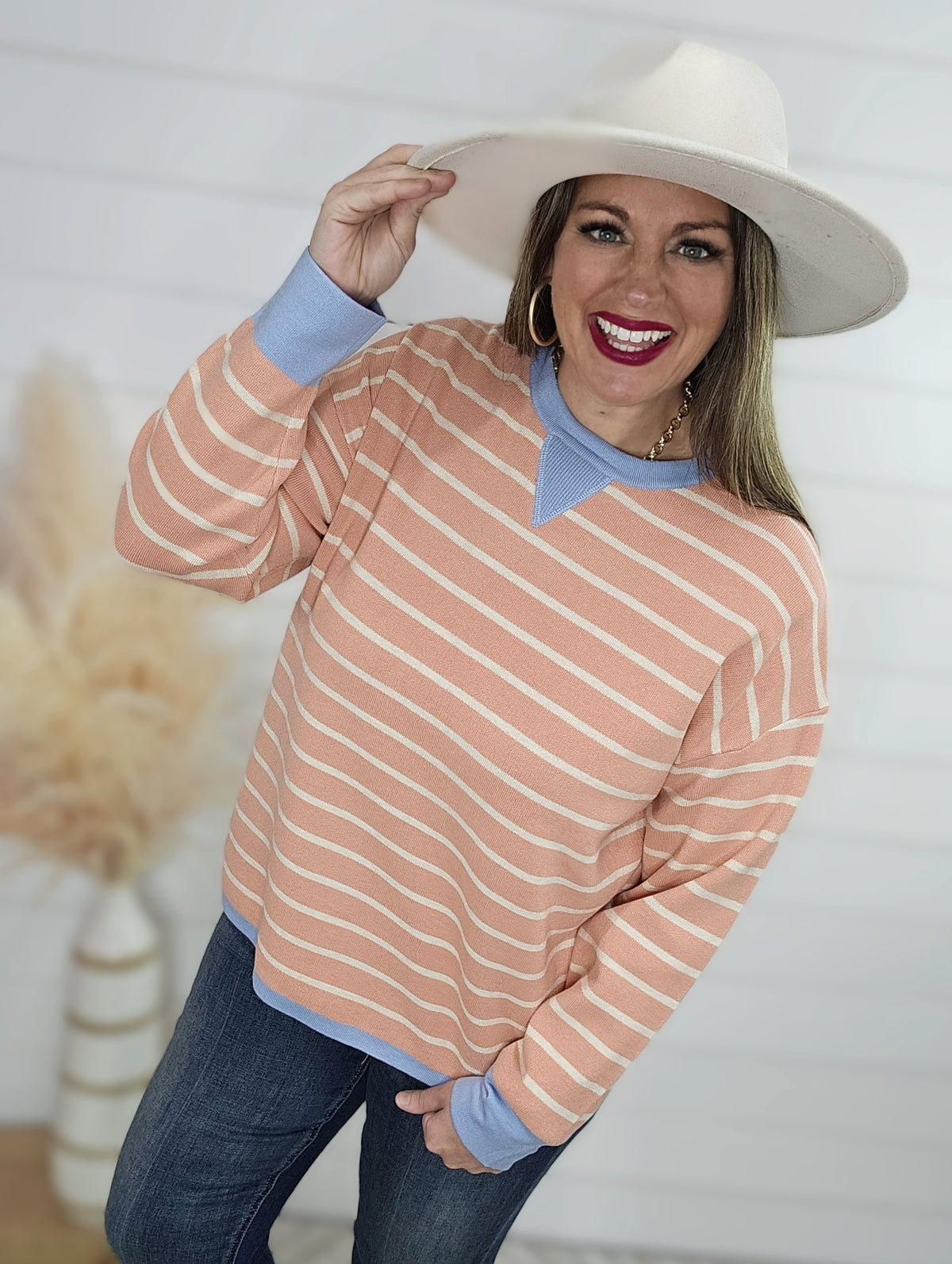 SALMON/BLUE STRIPED CREW NECK PULLOVER