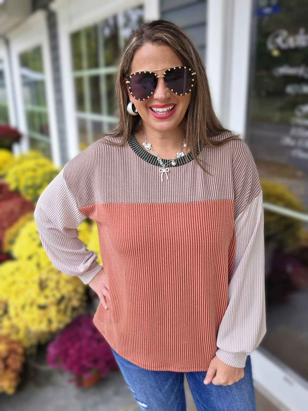 CINNAMON/MOCHA/TAUPE COLORBLOCK RIASED RIBBED KNIT TOP