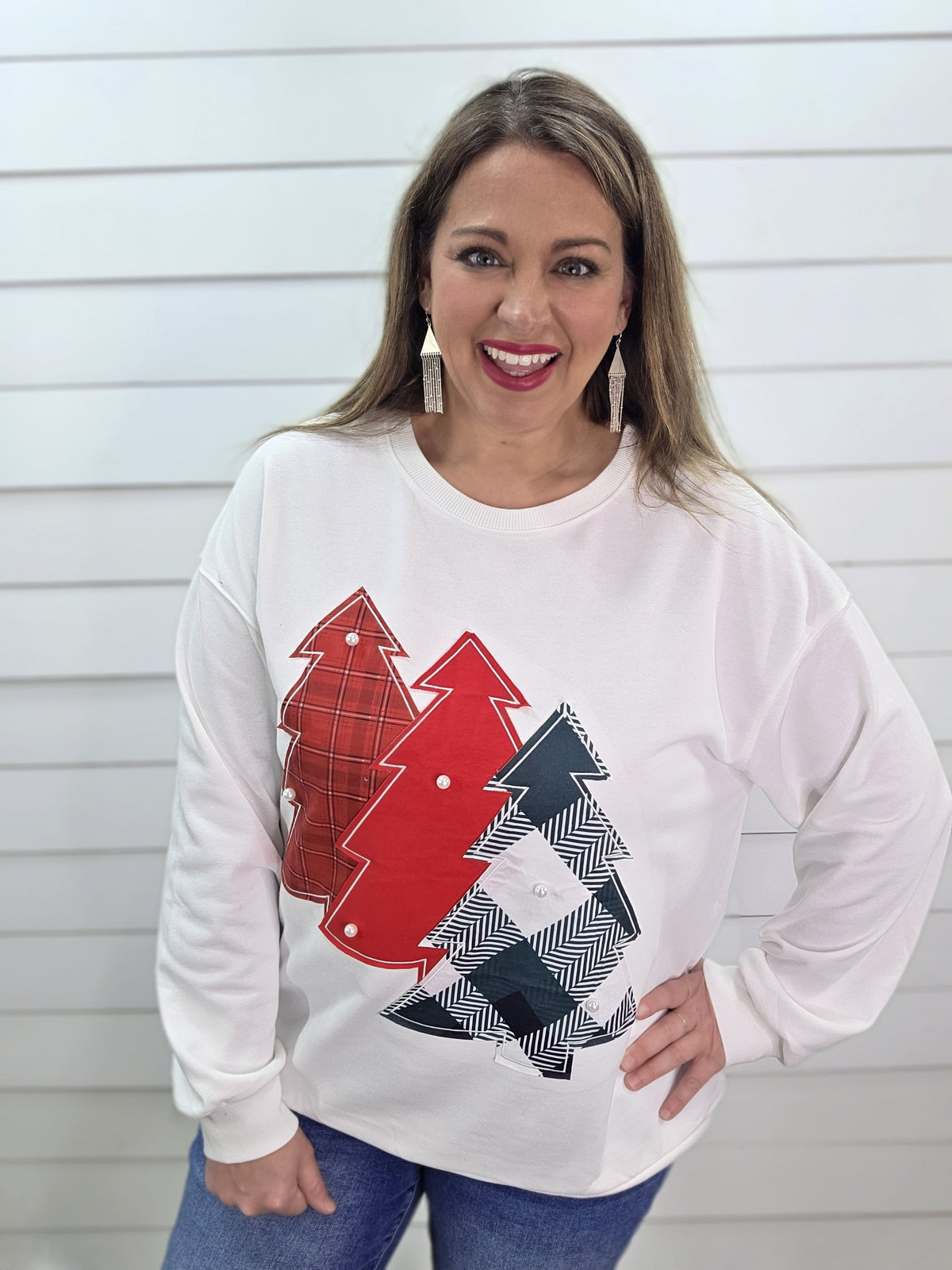 WHITE FRENCH TERRY PULLOVER W/ TREES AND PEARLS