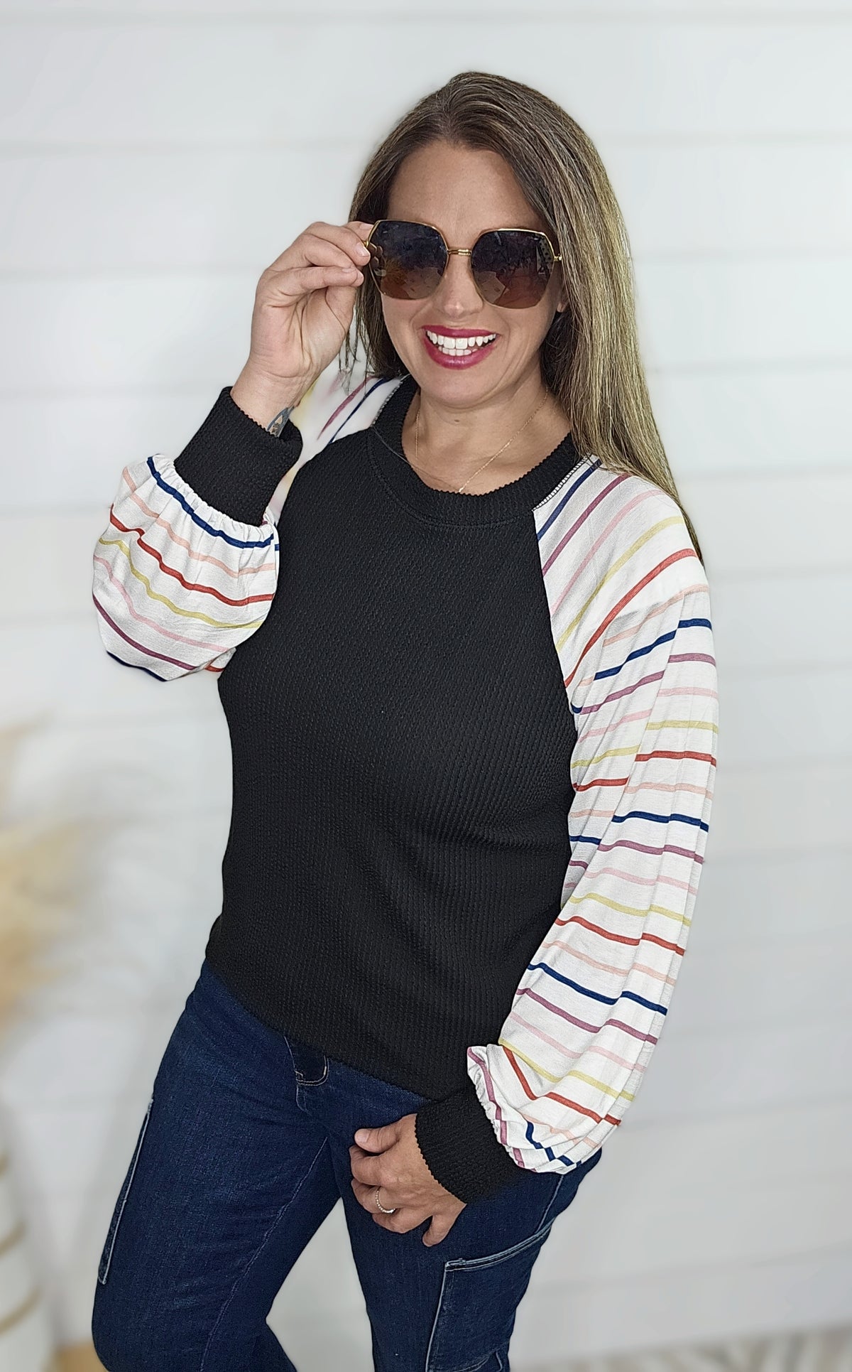 BLACK RAISED RIBBED TOP W/ CONTRAST STRIPED SLEEVES