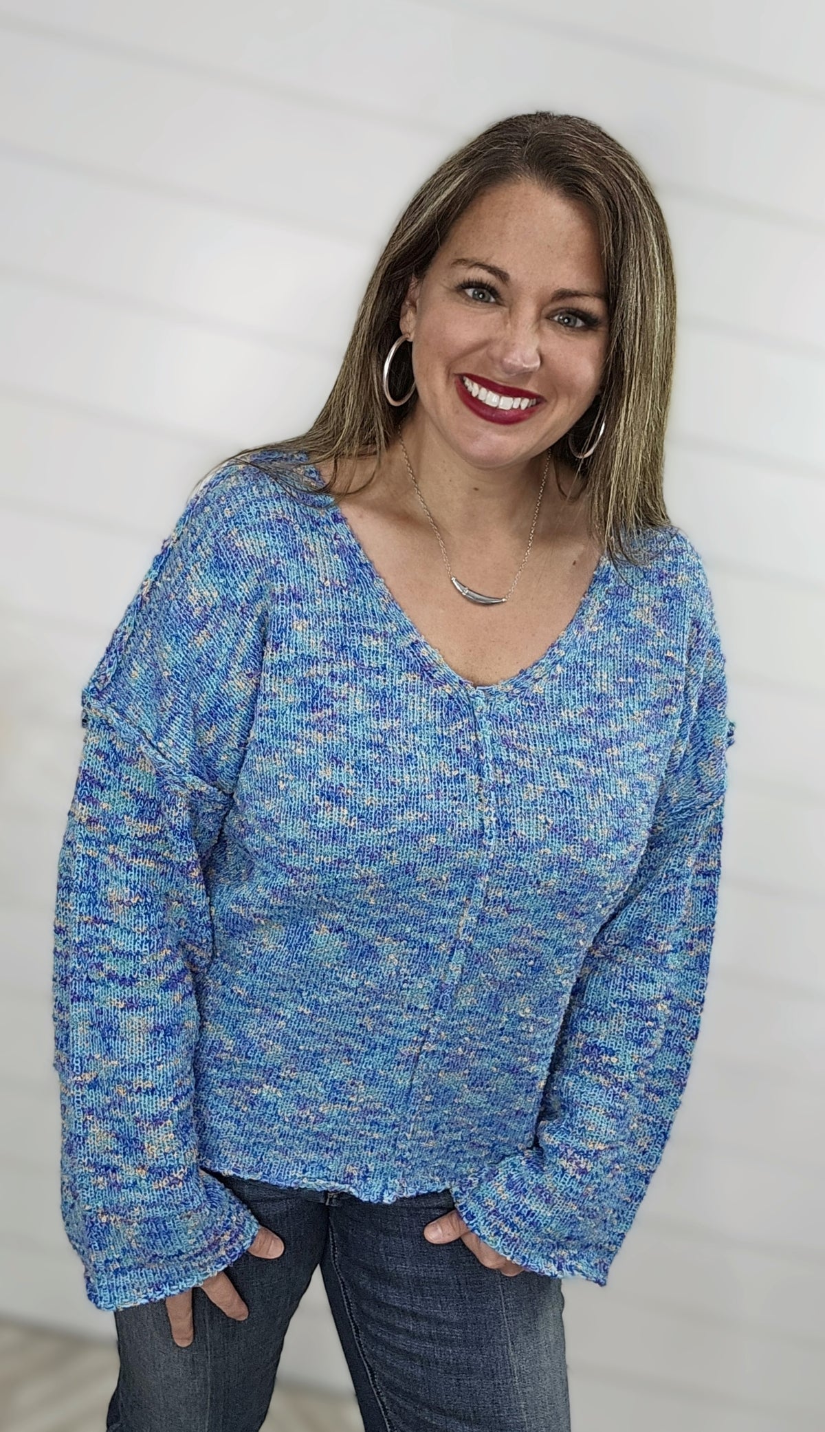 BLUE MIX V NECK CENTER SEAM SWEATER