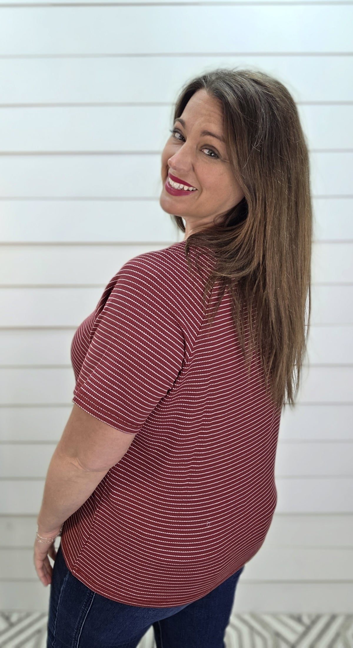 WINE STRIPED TEXTURED KNIT TOP