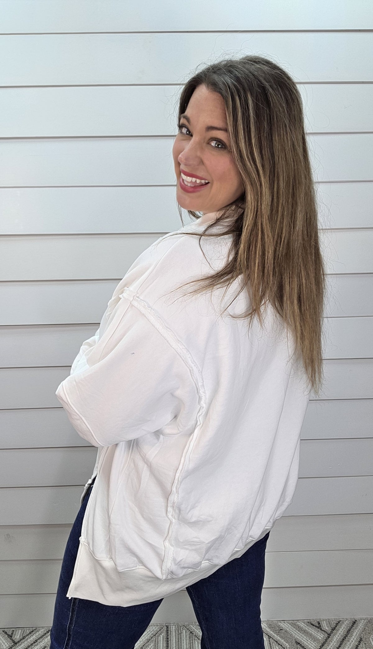 WHITE FRENCH TERRY LOOSE FIT SNAP BUTTON PULLOVER
