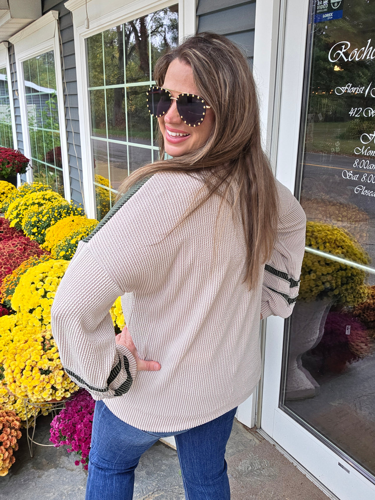TAUPE/OLIVE RAISED RIBBED COLORBLOCK KNIT TOP