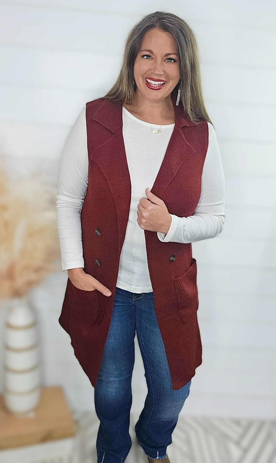 BURGUNDY SLEEVELESS LONG SWEATER VEST