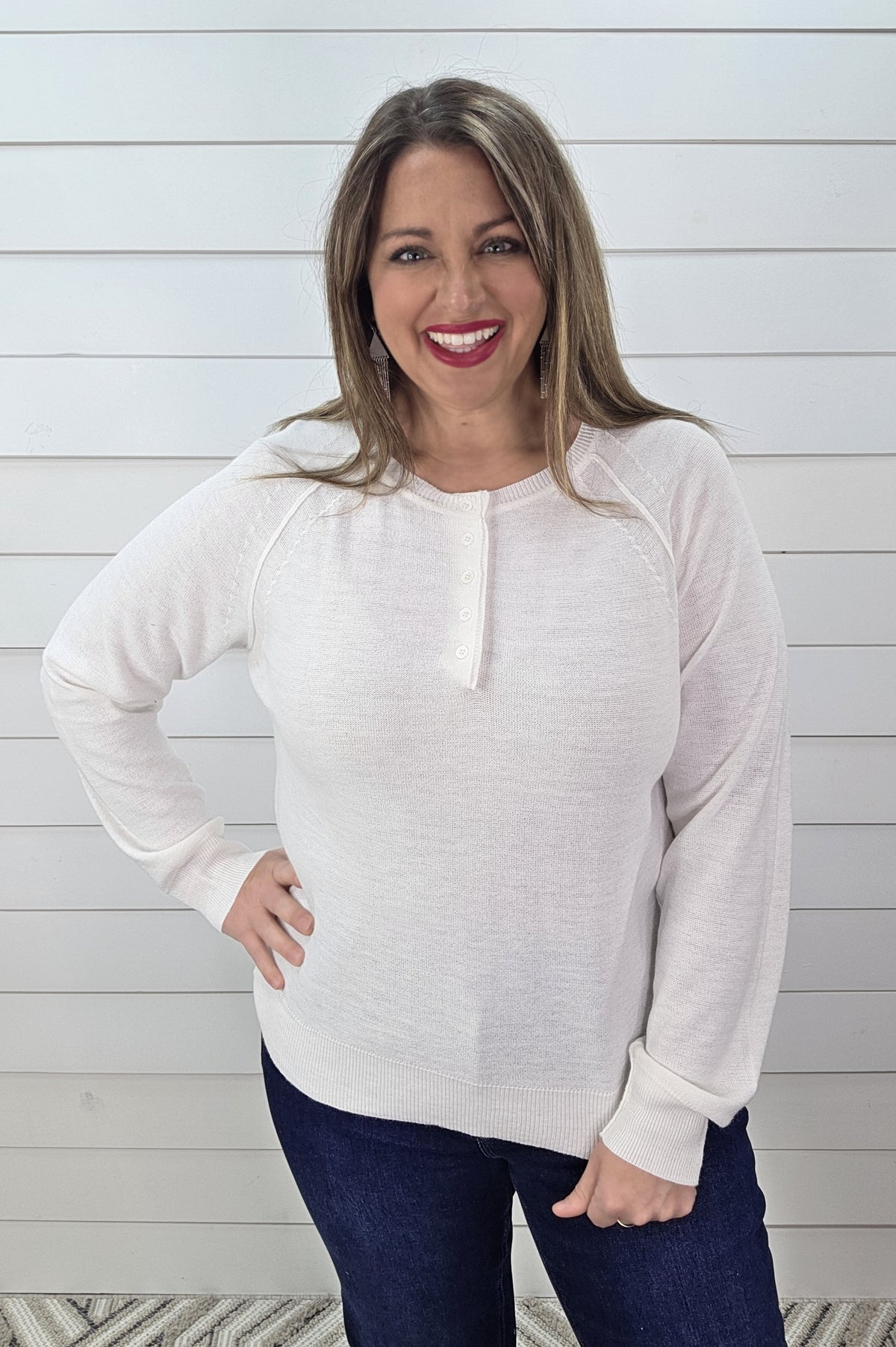 IVORY HENLEY LIGHT WEIGHT SWEATER PULLOVER