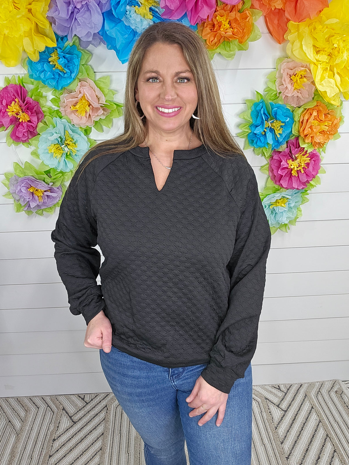 BLACK QUILTED LONG SLEEVE TOP