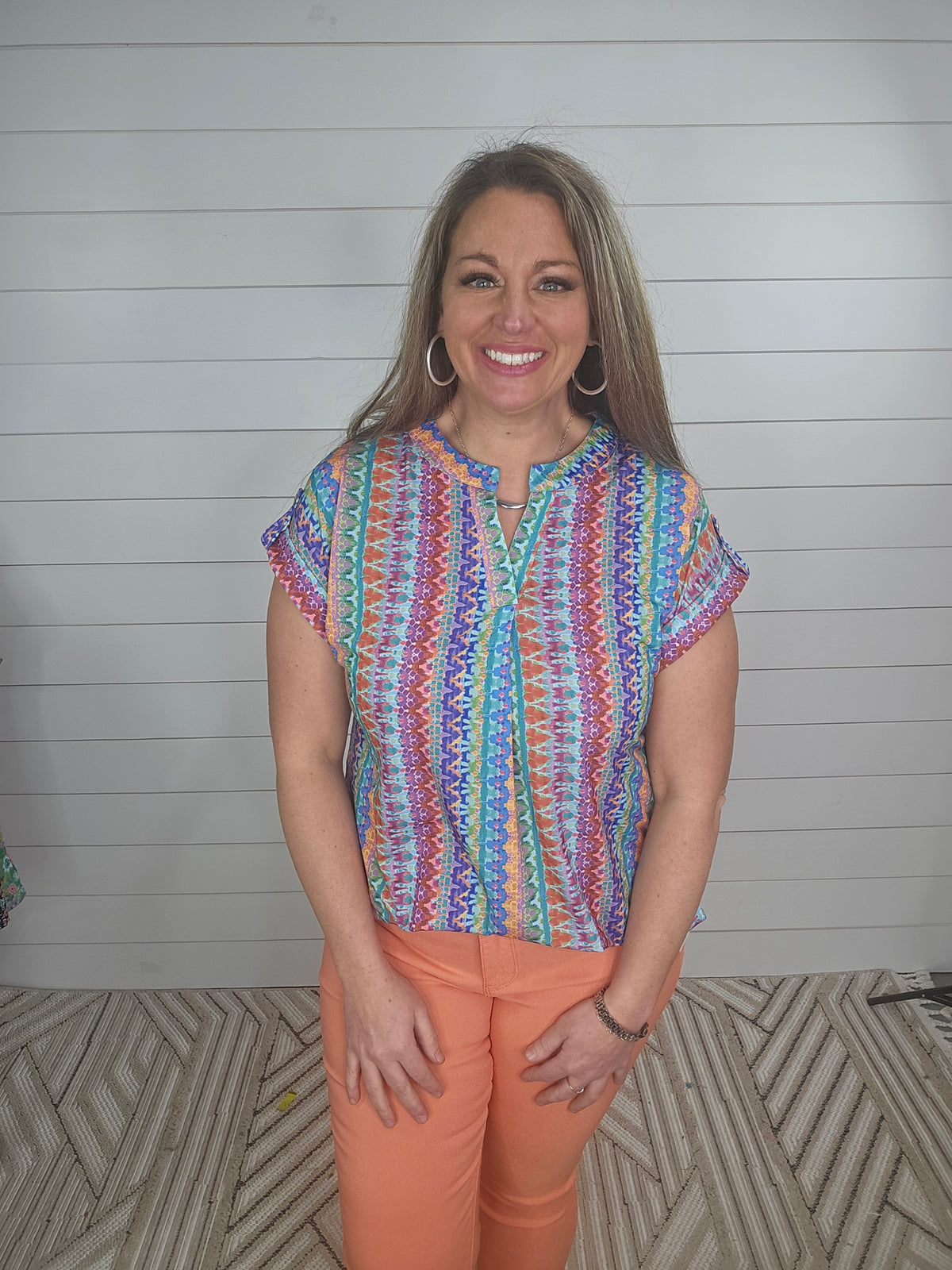 MULTI COLOR PRINTED SHORT SLEEVE LIZZY