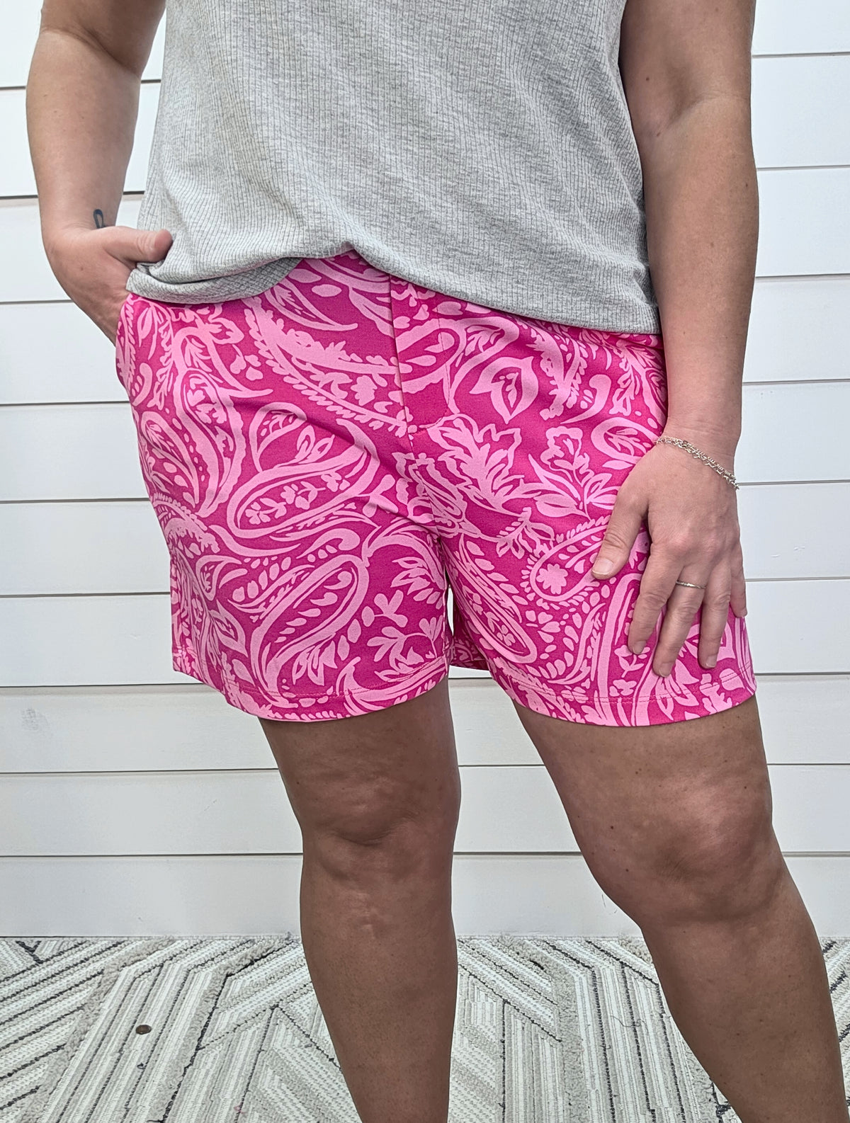 DEAR SCARLETT PINK PAISLEY KNIT SHORTS