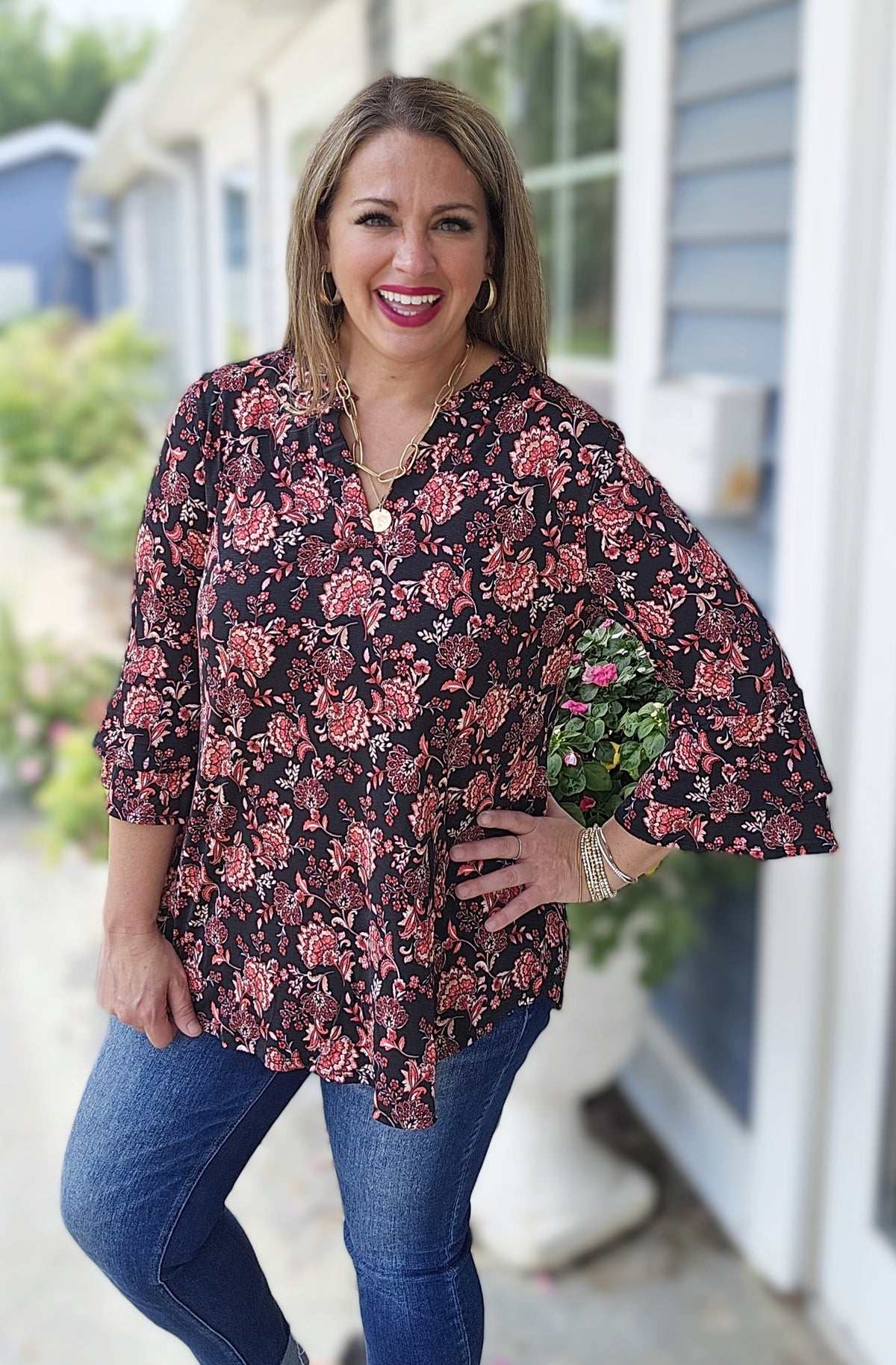 DEAR SCARLETT BLACK/RED FLORAL DOUBLE BELL LIZZY