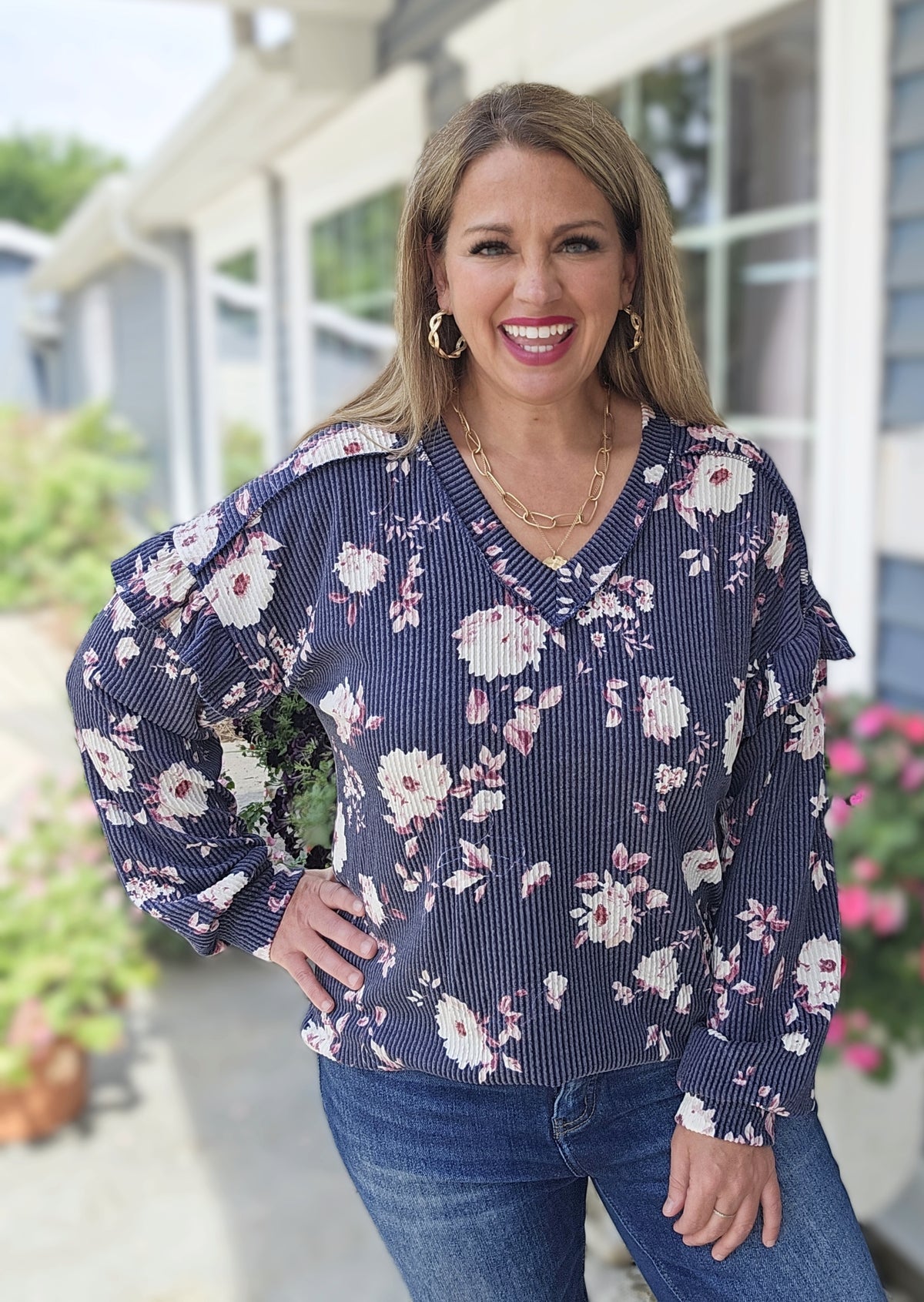 NAVY FLORAL RAISED RIBBED V NECK TOP W/ RUFFLE LONG SLEEVE DETAIL